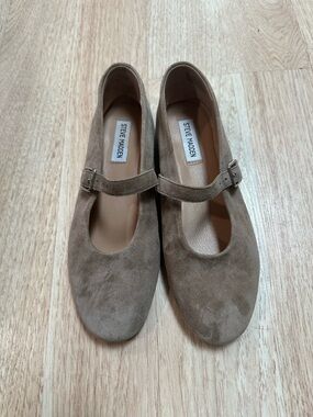 Steve Madden Taupe Suede Mary Jane Flats with Buckle Strap